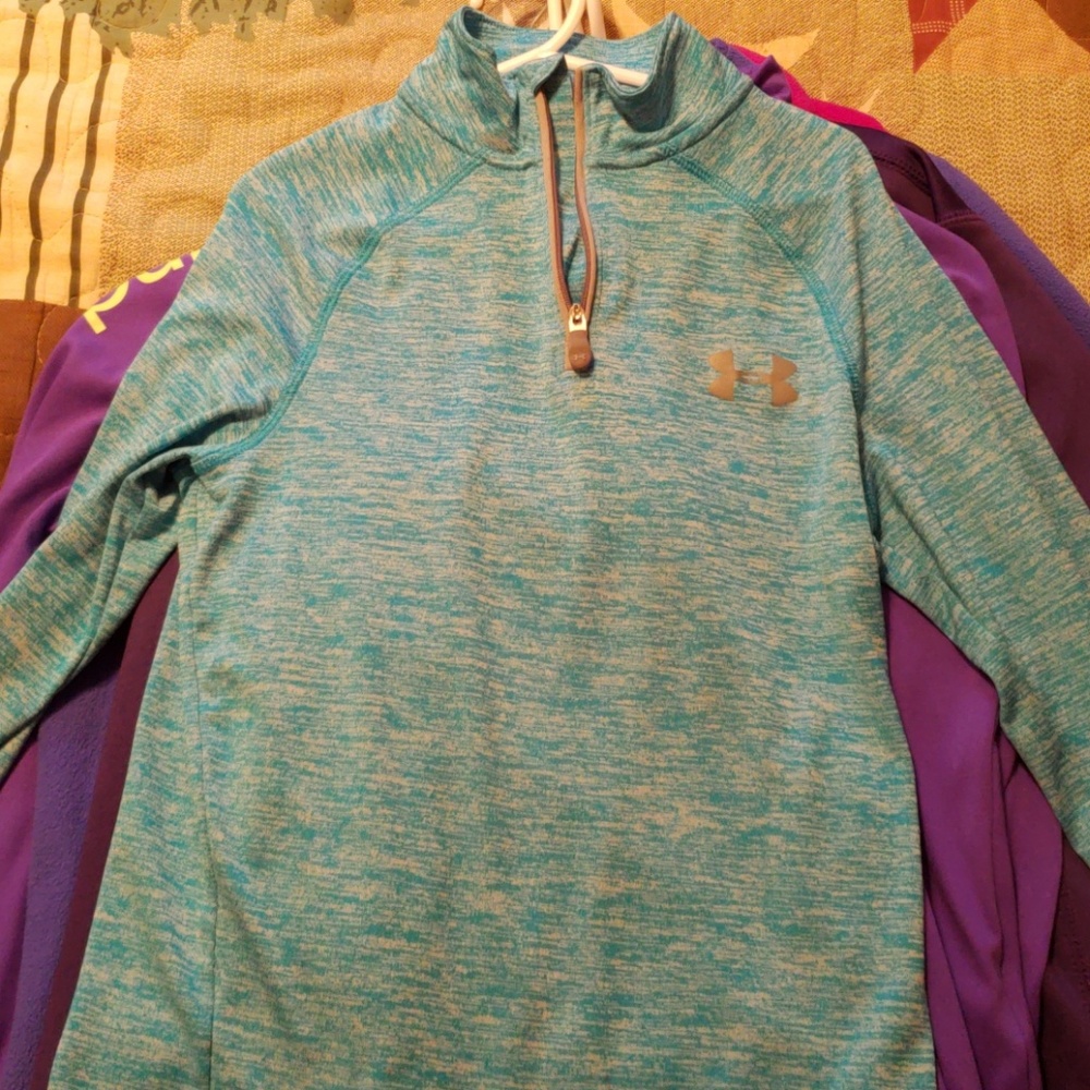 Under Armour Jacket/Shirt